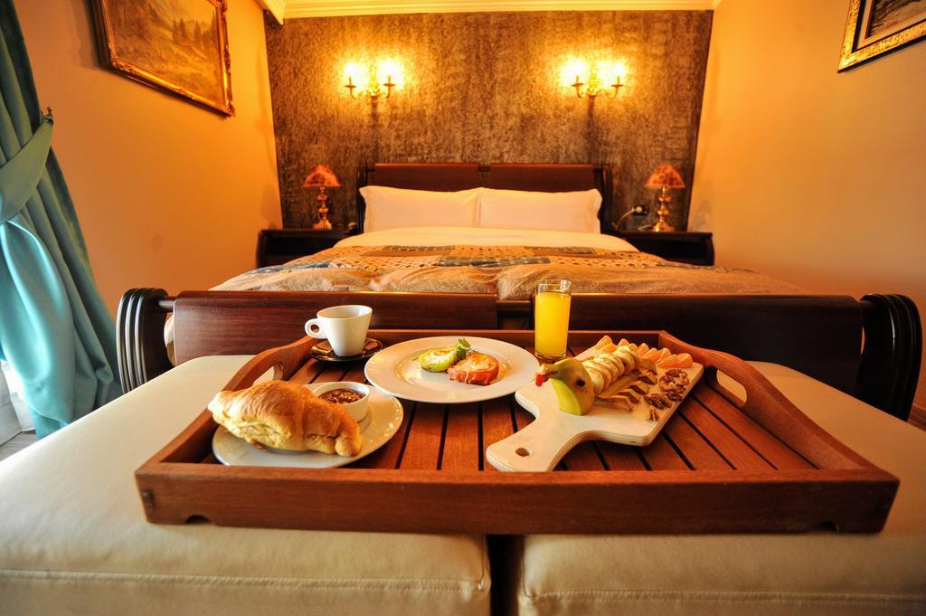 Dream Hotel Тирана Экстерьер фото