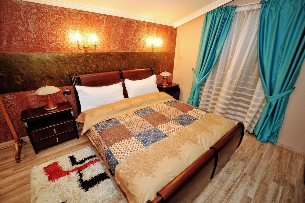 Dream Hotel Тирана Экстерьер фото