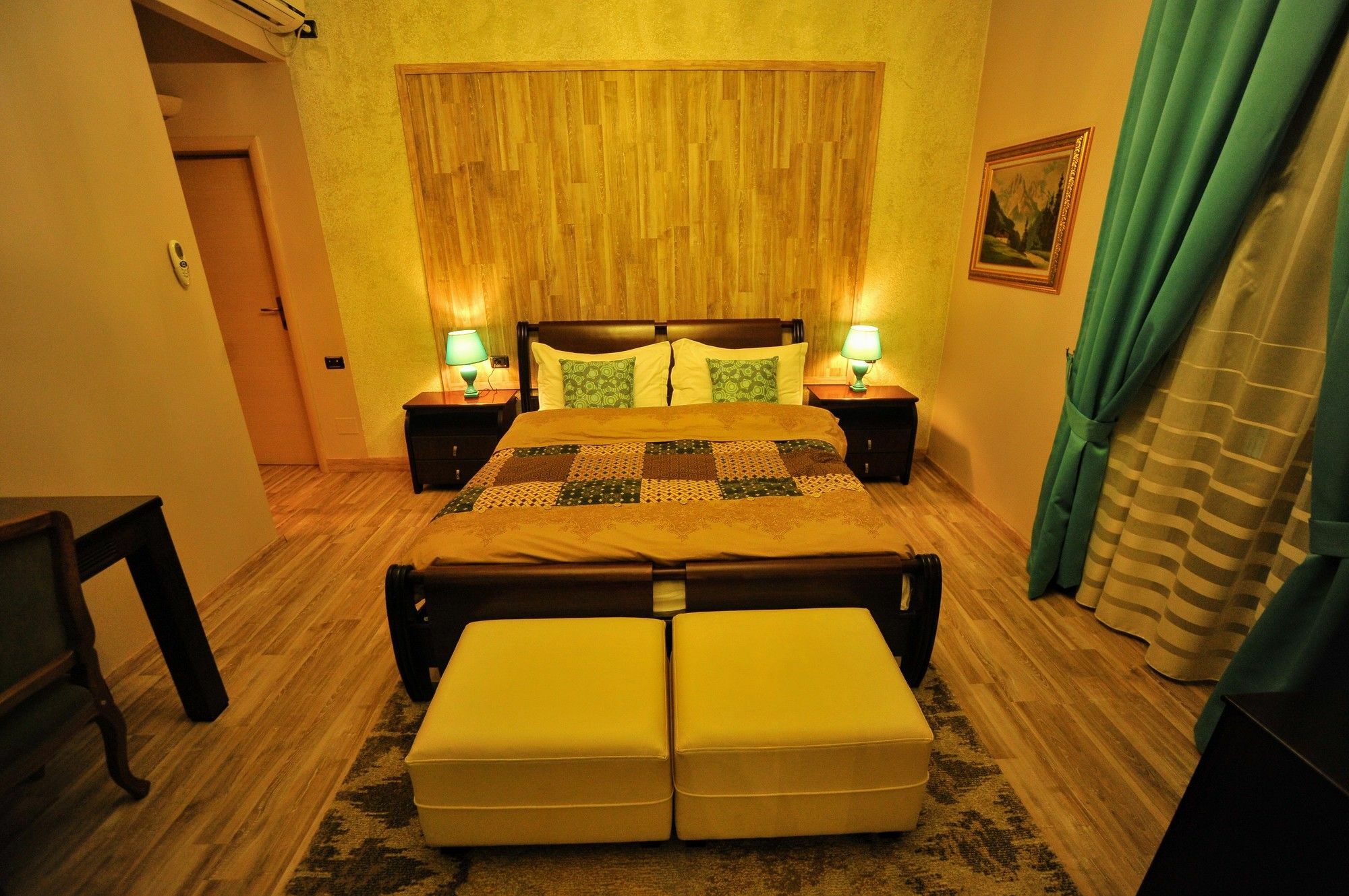 Dream Hotel Тирана Экстерьер фото